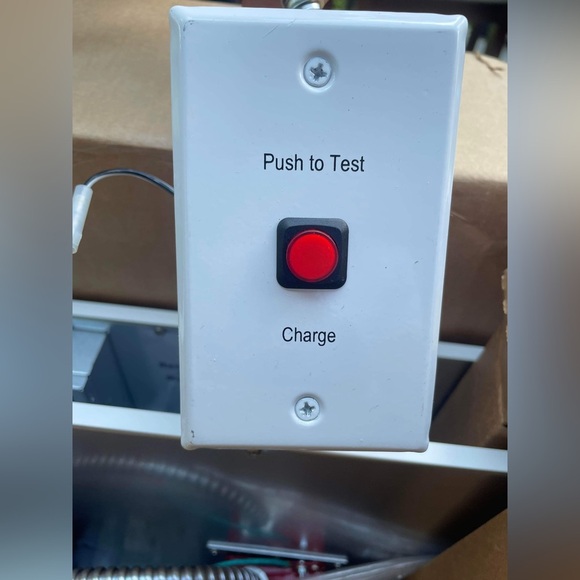 Motion sensor, MaxLite Fixture flat panel 2X2 EDGE light 30W 4000K(2 lights) - Picture 7 of 10